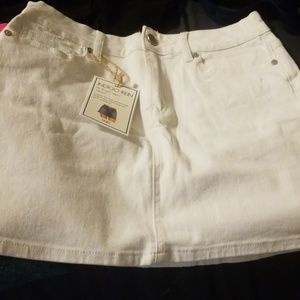white Jean mini skirt size 7